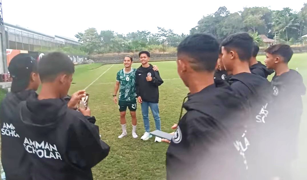 Kim Jeffrey Kurniawan, Senang Sambut Atlet KSB Amman Fellowship Football